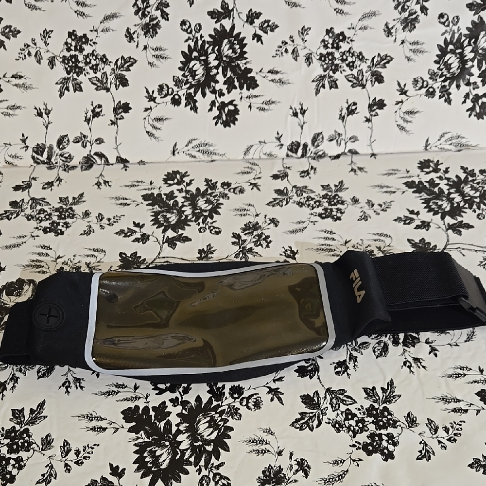 FILA Black Waist Bag D19